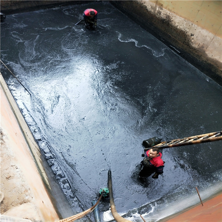 解放废水池清理